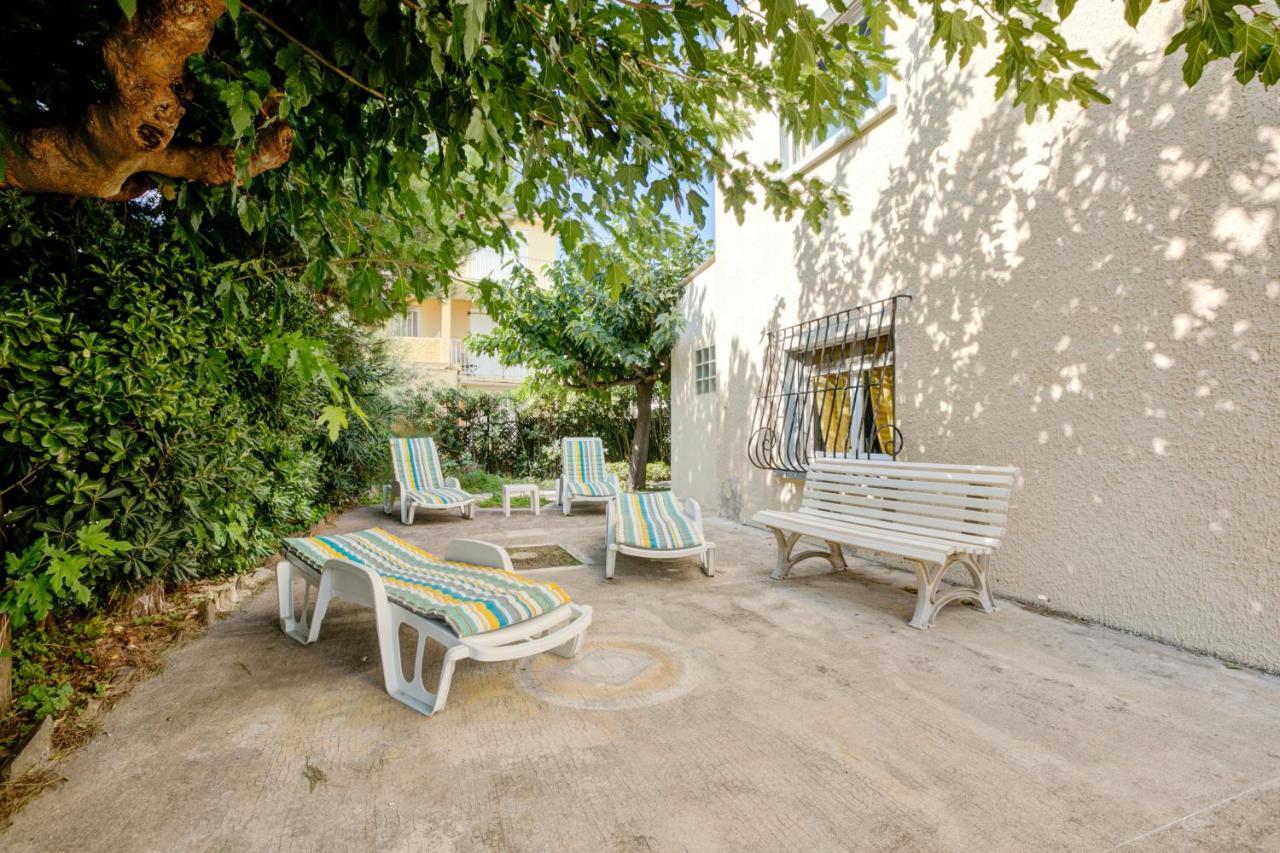 Maison De Vacances Avec Jardin A 50 M De La Plage Narbona Exterior foto